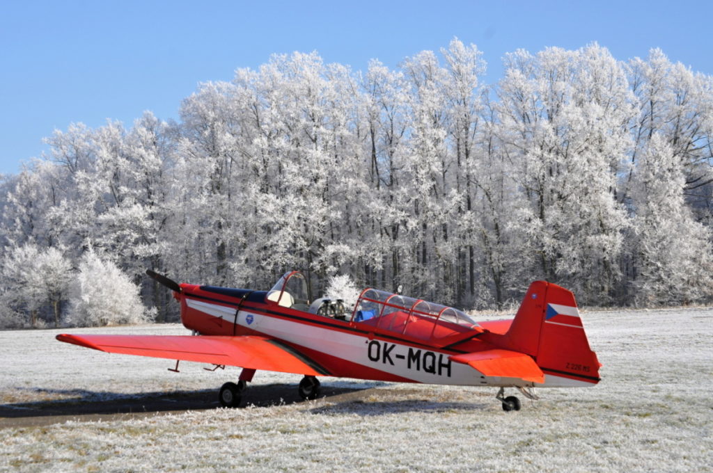 Zlín Z-226MS